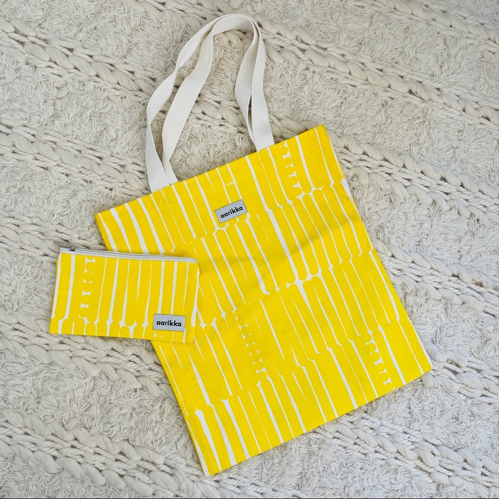 AARIKKA Striped Tote w Zippered Pouch